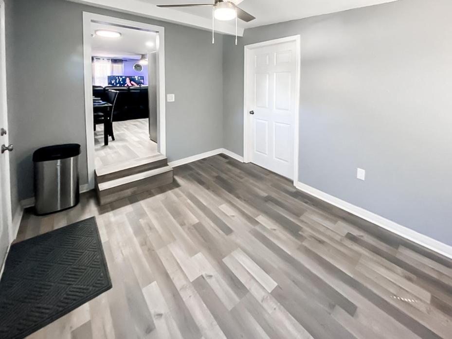 Sarasota Modern, Spacious, Comfy, Queen Beds, Backyard Rental Экстерьер фото